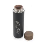 ⁦طقم حافظة حرارة مع كوبين بعبارة قهوه عربية⁩ - الصورة ⁦4⁩