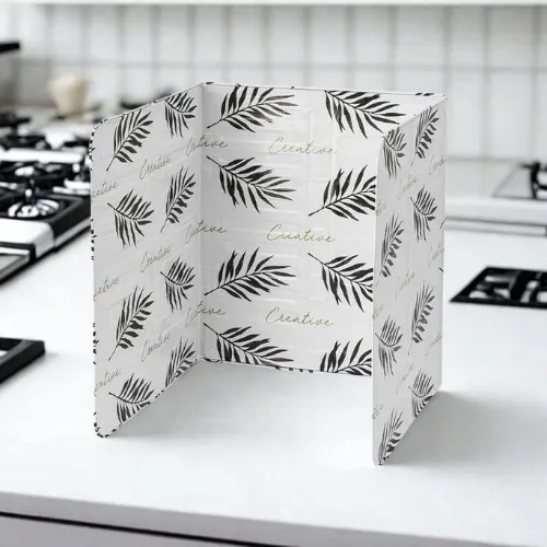 Anti-spatter stove guard 3
